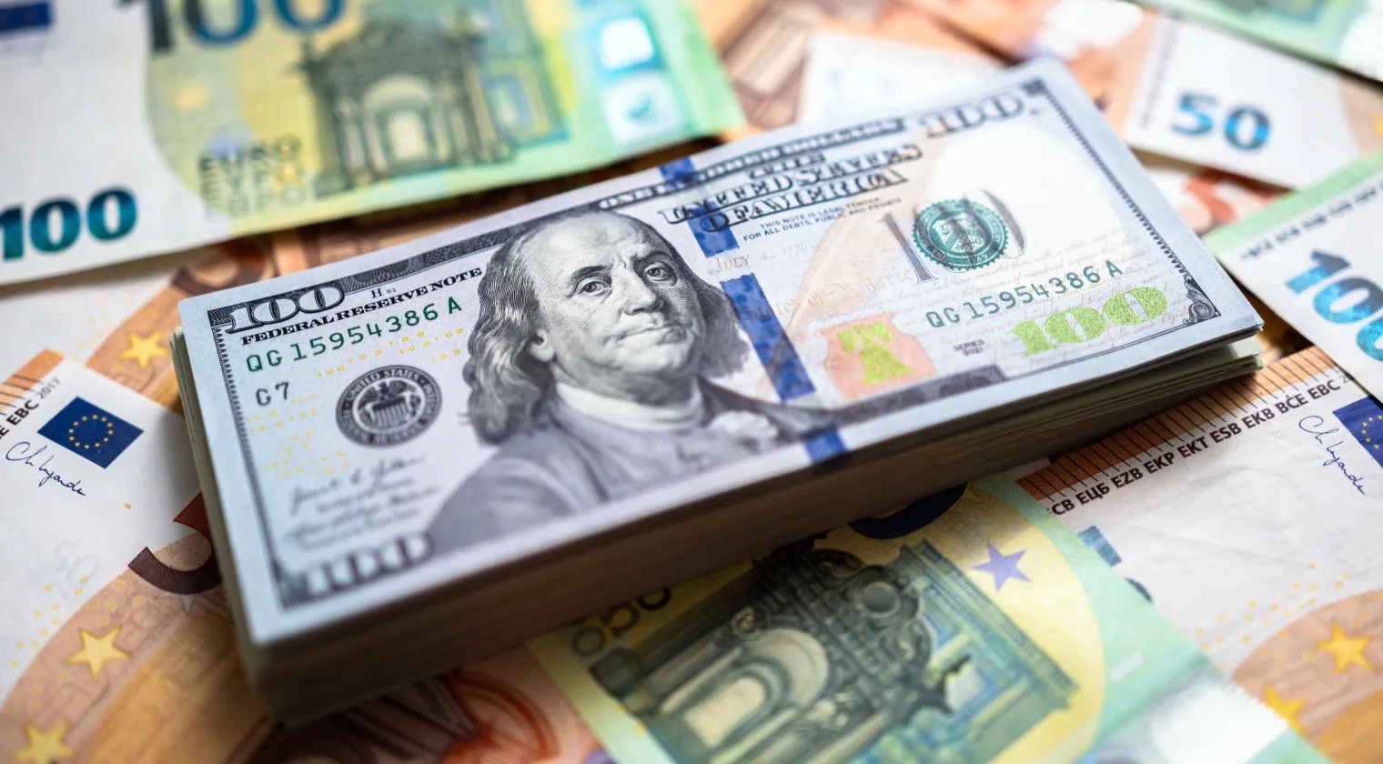 Why FX Spreads Change and How It Affects Your Trading
